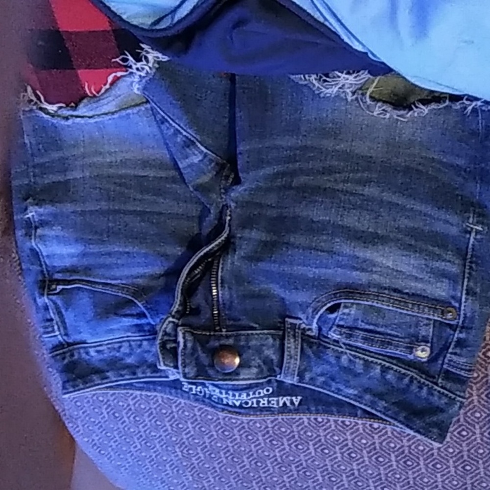 Amercan eagle daisy duke shorts